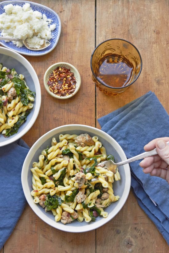 Quick pasta recipes / Mia / Katie Workman / themom100.com