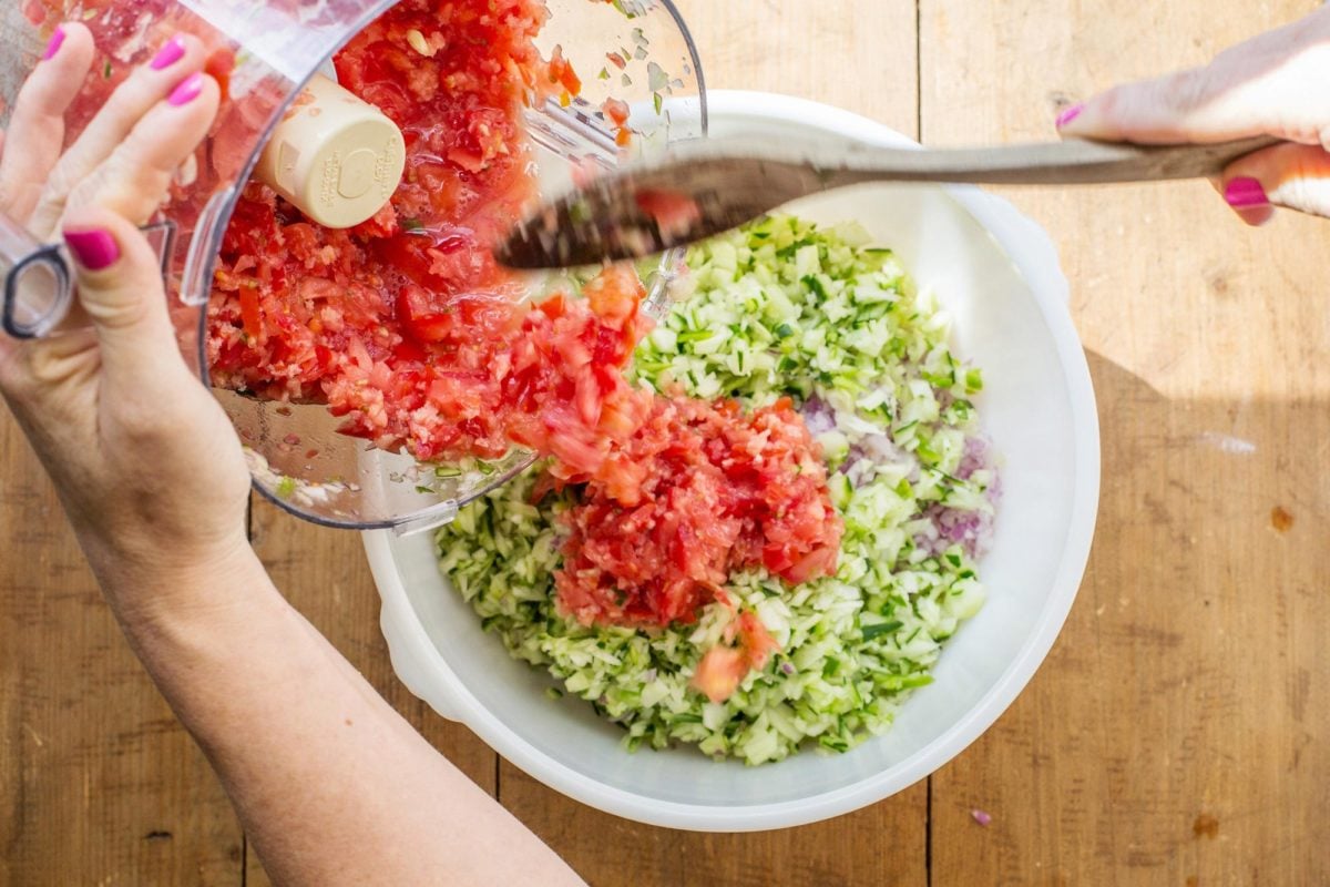 Return the tomatoes back to bowl