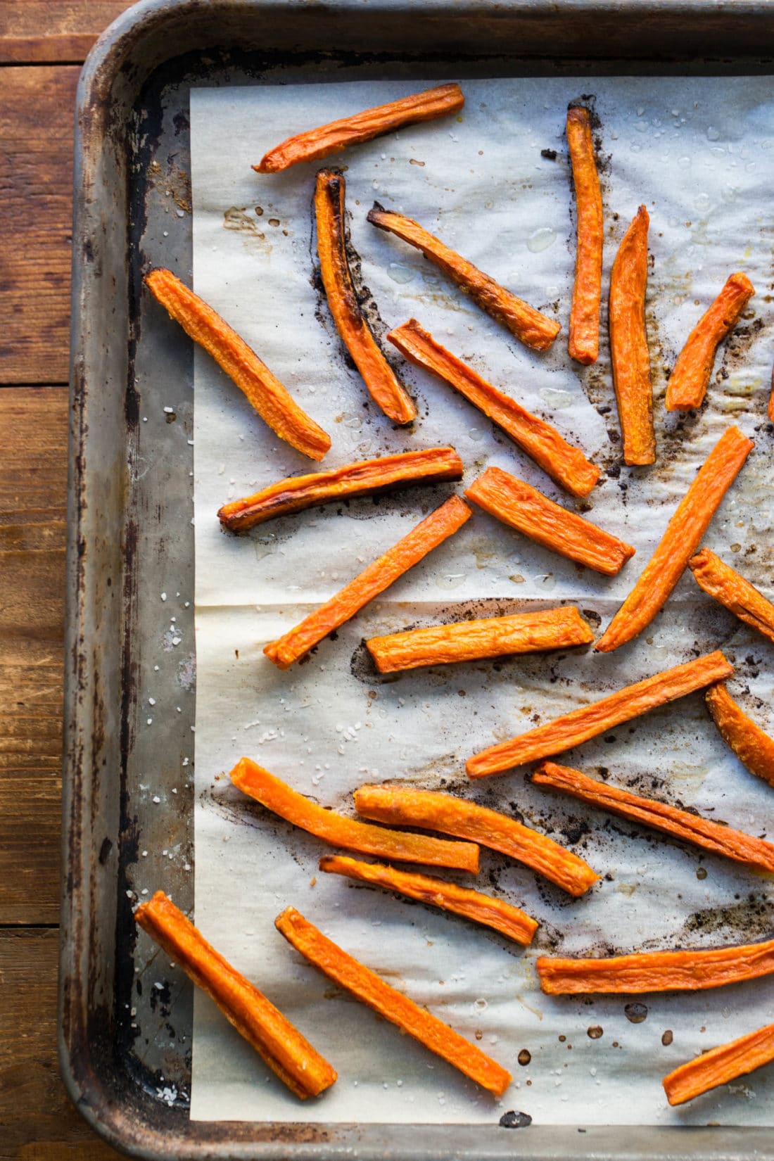 Carrot Fries with Sriracha Sauce / Sarah Crowder / Katie Workman / themom100.com