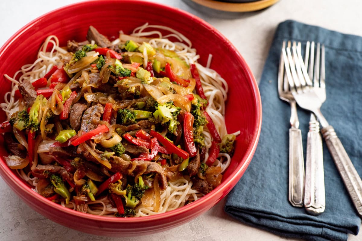 Spicy Stir Fried Beef and Vegetables / Photo by Cheyenne Cohen / Katie Workman / themom100.com