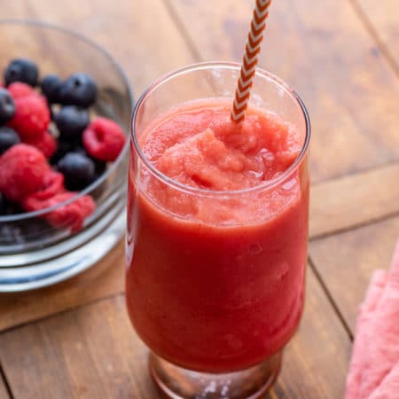 Watermelon Strawberry Smoothie / Photo by Cheyenne Cohen / Katie Workman / themom100.com