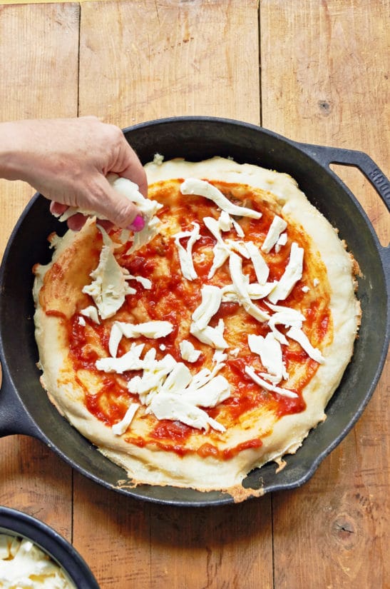 Cast Iron Pan Pizza / Mia / Katie Workman / themom100.com