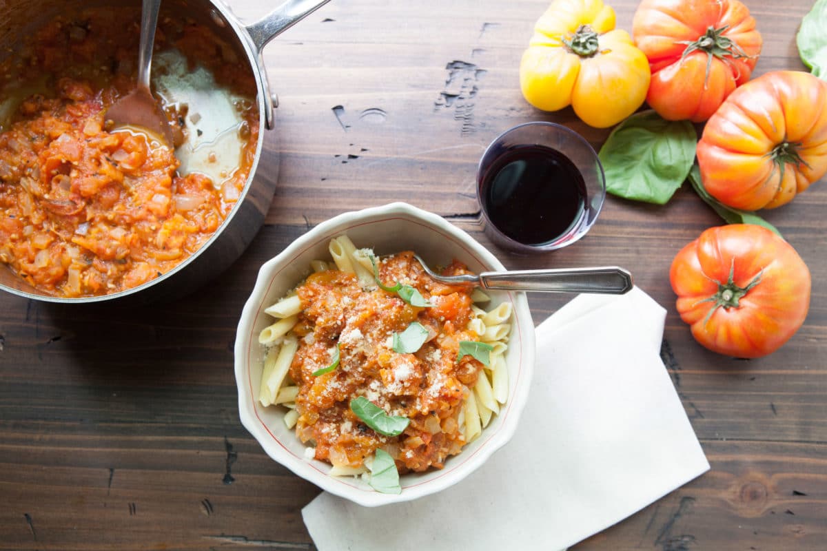 Pasta with Fresh Heirloom Tomato Sauce / Photo by Kerri Brewer / Katie Workman / themom100.com