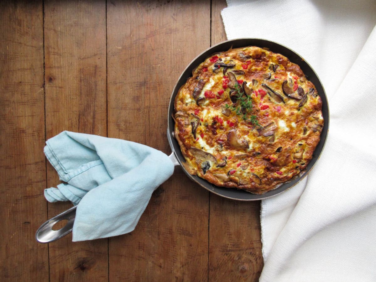 Pepper, Onion, Mushroom and Feta Frittata / Lucy Beni / Katie Workman / themom100.com