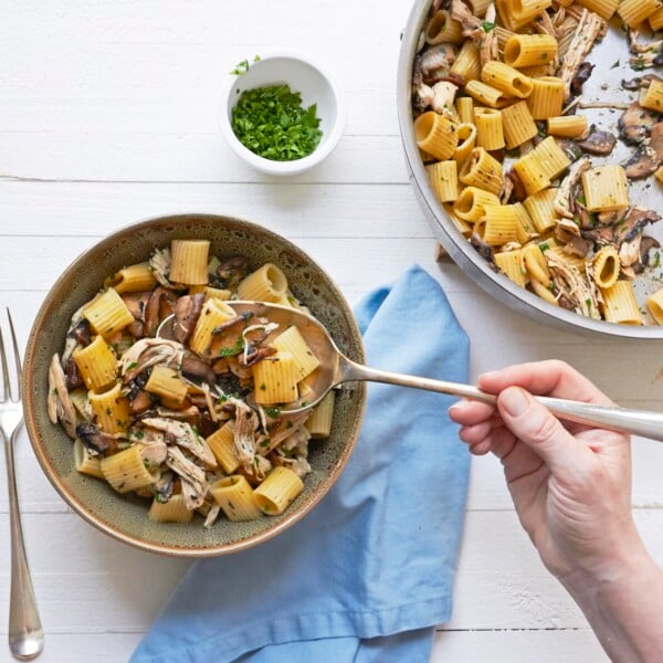 5-Ingredient Pasta: Chicken and Mushroom Marsala Rotelle / Mia / Katie Workman / themom100.com