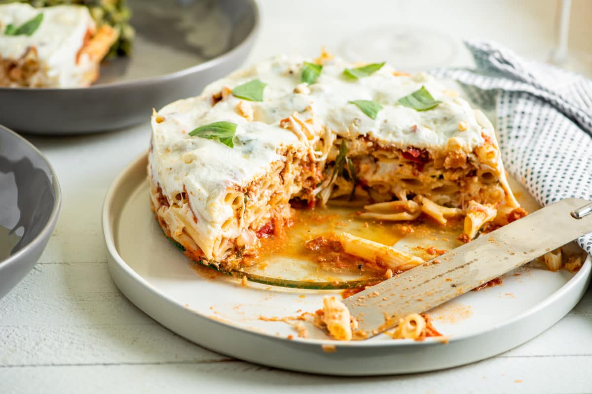 Instant Pot Ziti “Lasagna” with Bolognese Sauce / Katie Workman / themom100.com / Photo by Cheyenne Cohen