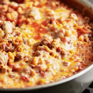 One-Skillet Cheesy Beef and Macaroni