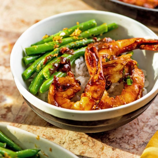 Hoisin Shrimp Recipe | 15 Minute Recipe! — The Mom 100