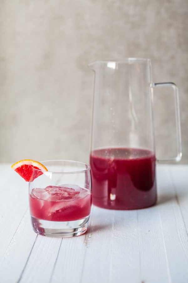 Red Holiday Cocktail / Carrie Crow / Katie Workman / themom100.com