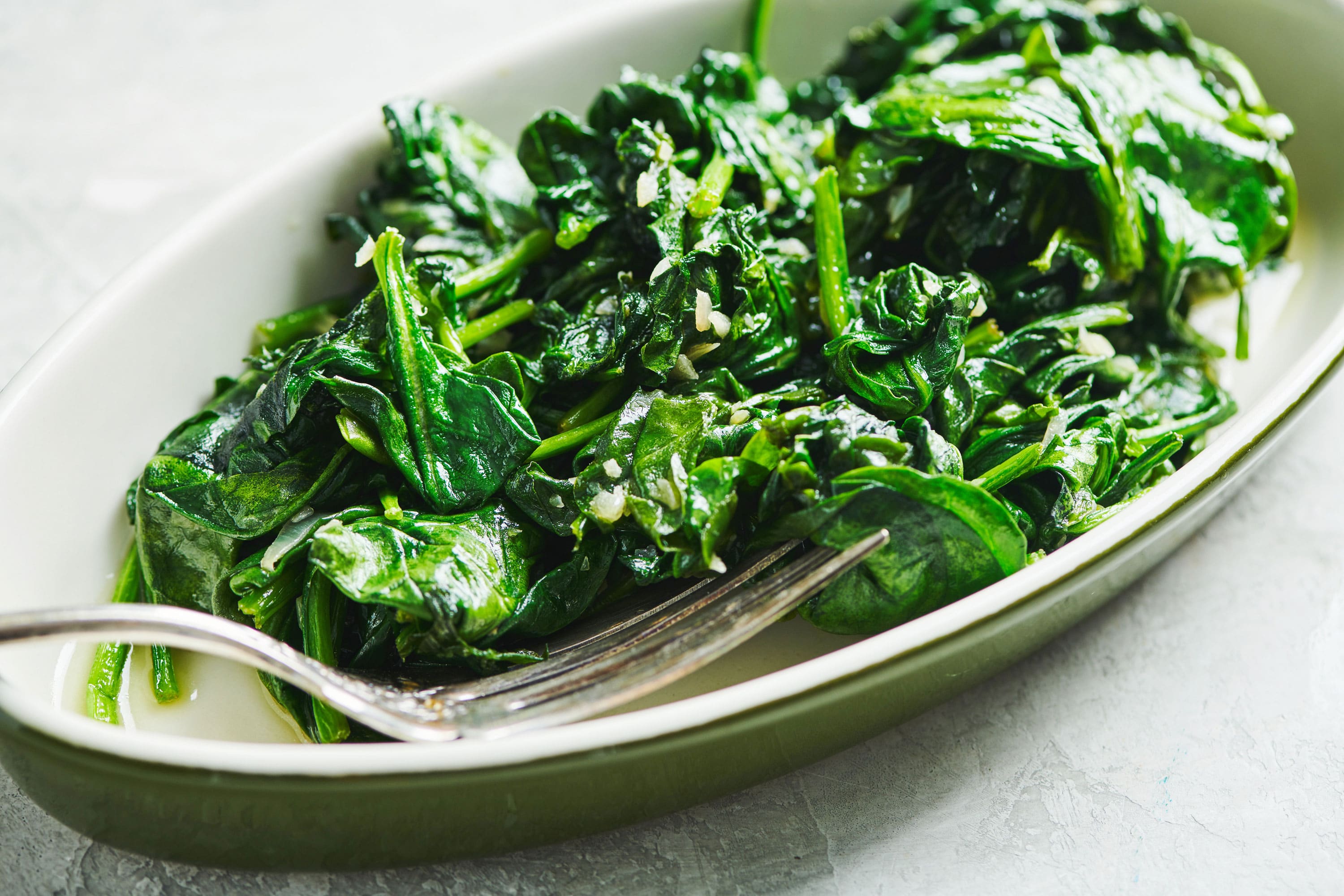 How to Sauté Spinach | Sauteed Spinach Recipe — The Mom 100