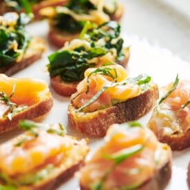 Smoked Salmon Crostini with Herbed Mayonnaise