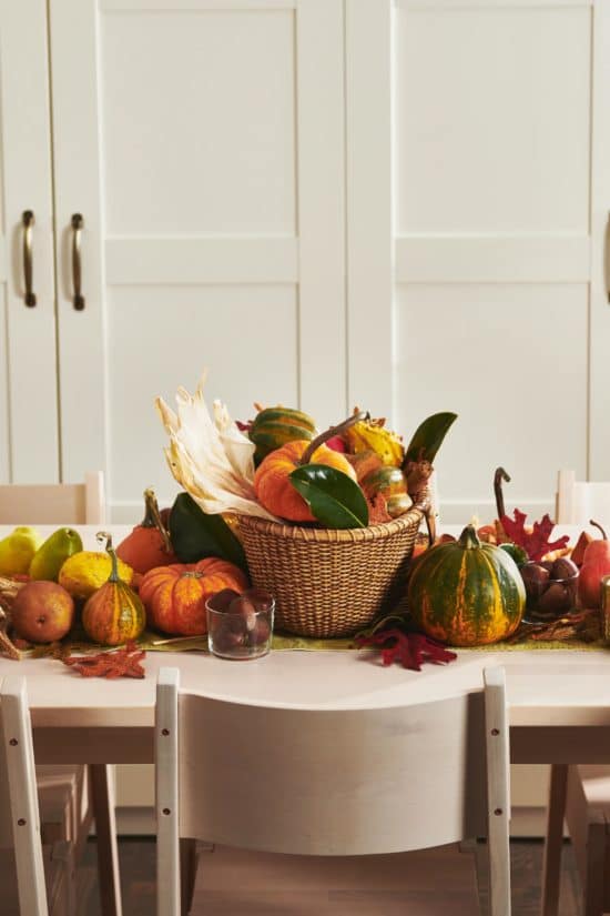 How to Make A DIY Thanksgiving Centerpiece