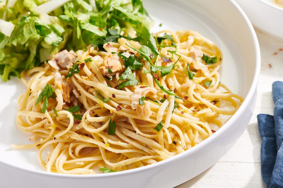 Linguine with White Clam Sauce