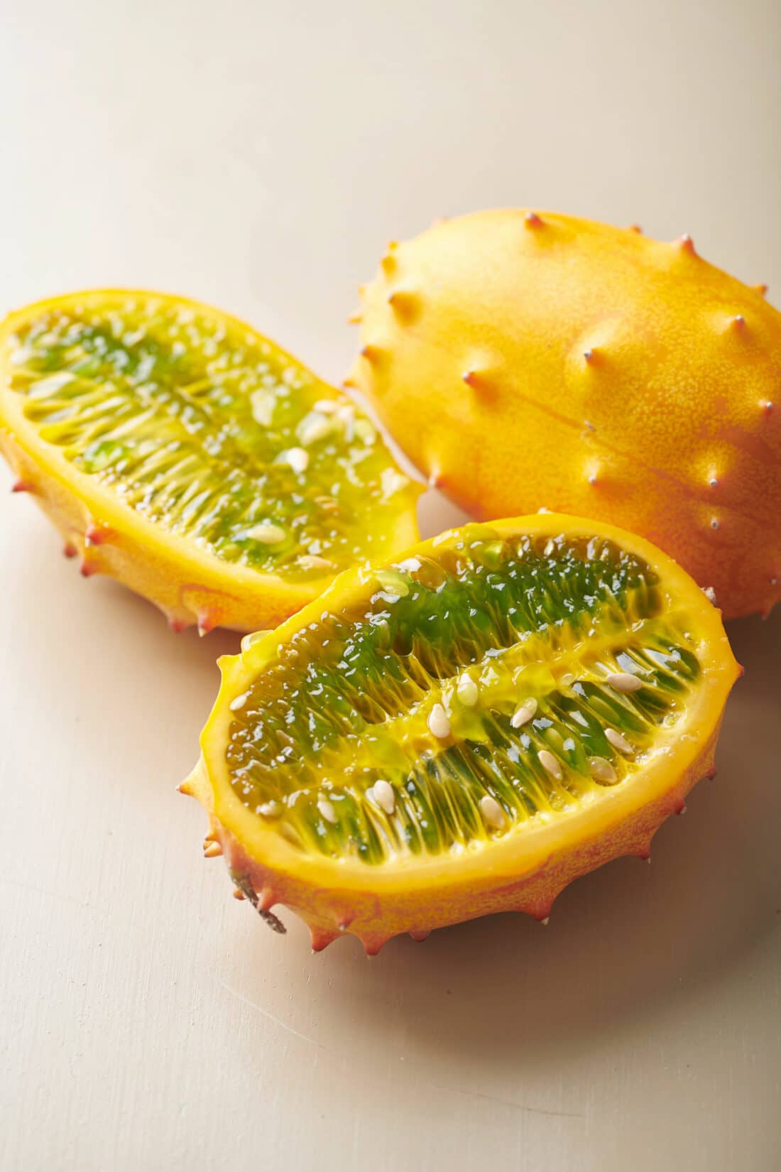 How to Eat Kiwano Melon (Horned Melon) — The Mom 100
