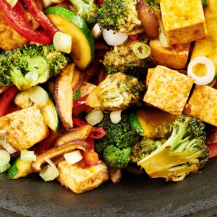 Simple Stir Fried Crispy Tofu and Vegetables