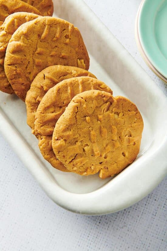 Peanut Butter Cookies in a white dish.