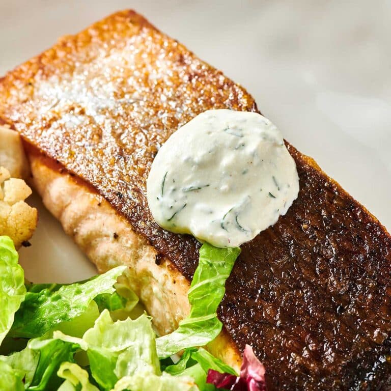 Salmon with Dill Sauce