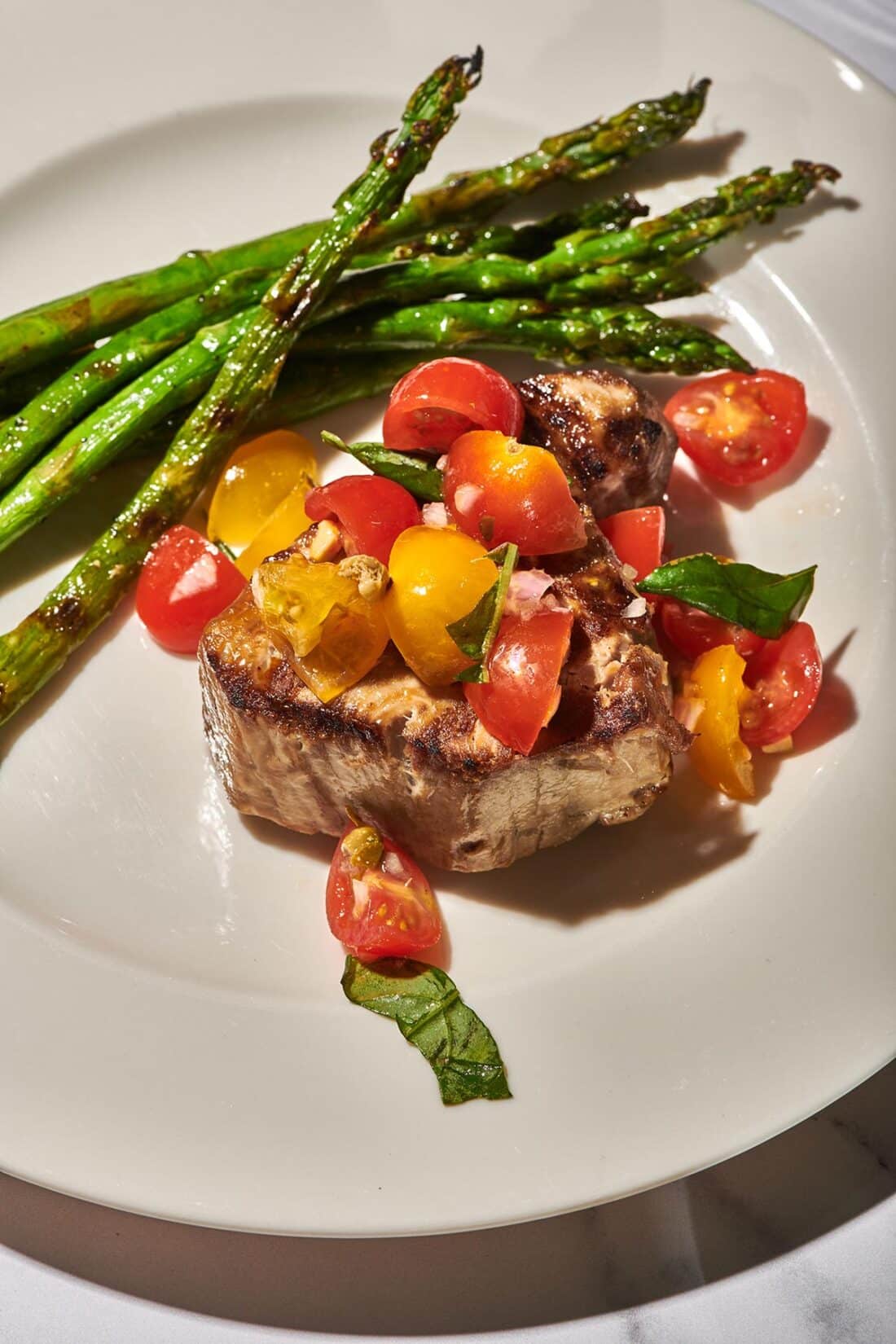 How to Grill Tuna Steak — The Mom 100