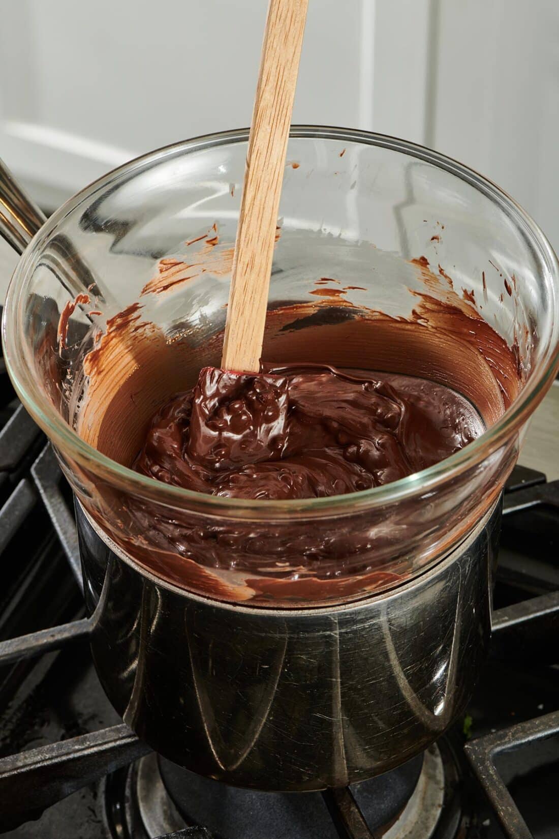 How to Melt Chocolate in a (Homemade!) Double Boiler — The Mom 100